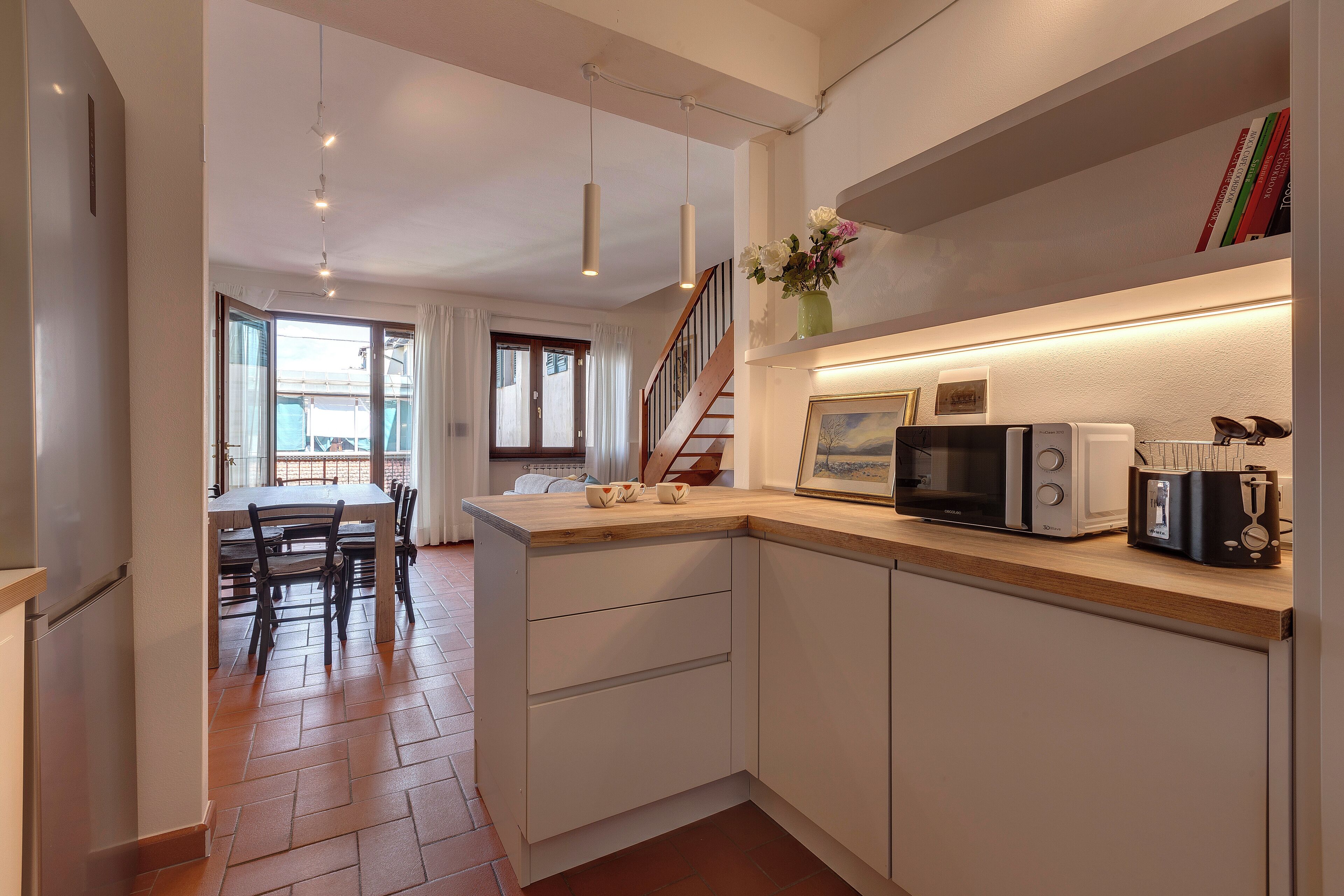 Appartement | Privékitchenette | Een koelkast, een magnetron, een oven, een vaatwasser