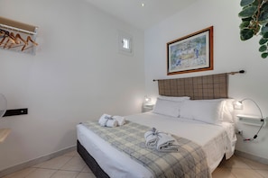 Apartment | 2 Schlafzimmer, laptopgeeigneter Arbeitsplatz, Bügeleisen/Bügelbrett