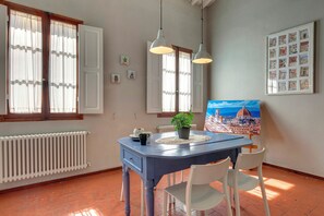 Apartment | Living area