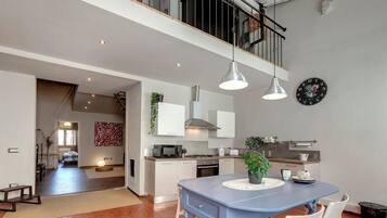 Apartment | Living area