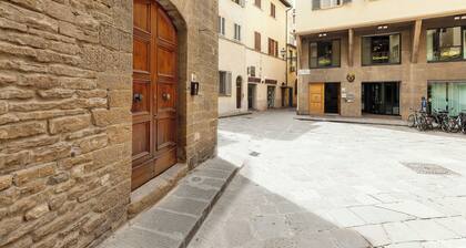 Salterelli Apartments by Mamo Florence