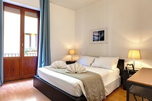 Apartment | Laptop workspace, iron/ironing board, free WiFi, bed sheets - Salterelli Apartments by Mamo Florence (Florence)