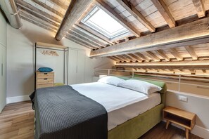 Apartment | 3 Schlafzimmer, laptopgeeigneter Arbeitsplatz, Bügeleisen/Bügelbrett