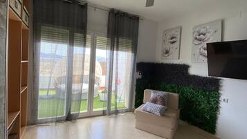 1 dormitorio, tabla de planchar con plancha, wifi gratis y ropa de cama