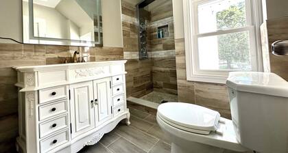 Lincoln Ave Home By Naval Base!