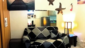 Living area - Nice and Simple 1 Bedroom in Shell Residences (Pasay)