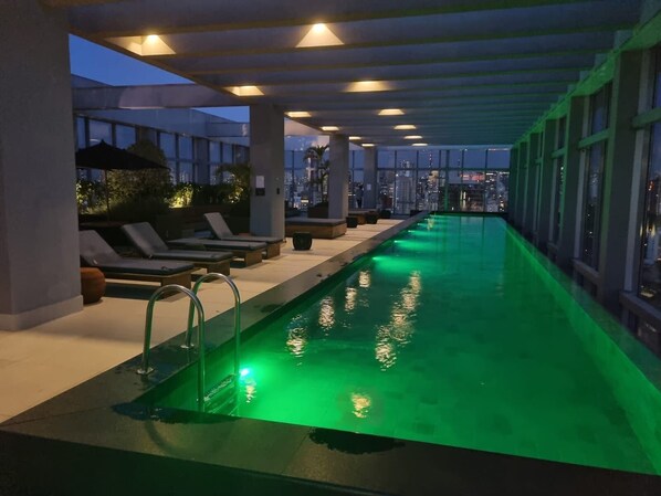 Apartamento | Piscina | Una piscina al aire libre