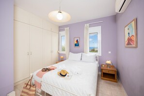 3 chambres, fer et planche à repasser, Wi-Fi, draps fournis
