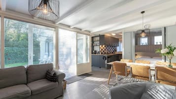 Bungalow | Living room