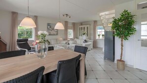 Uklassifisert bilde, 3 av 34, knapp