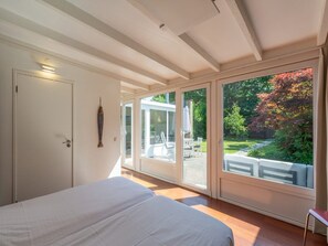 Bungalow | 1 habitación y muebles diferentes 