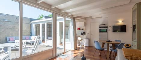 Bungalow | Oppholdsrom