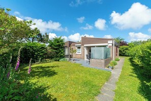 Bungalow | Exterior