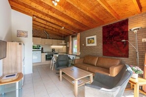 Living room - Bungalow Near Beach and Forest in De Blenck (Callantsoog)