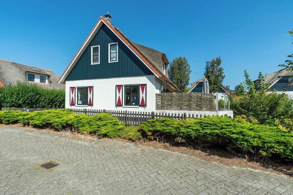 Villa | Exterior
