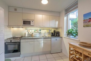 Ferienhaus | Eigene Küche | Wasserkocher, Toaster