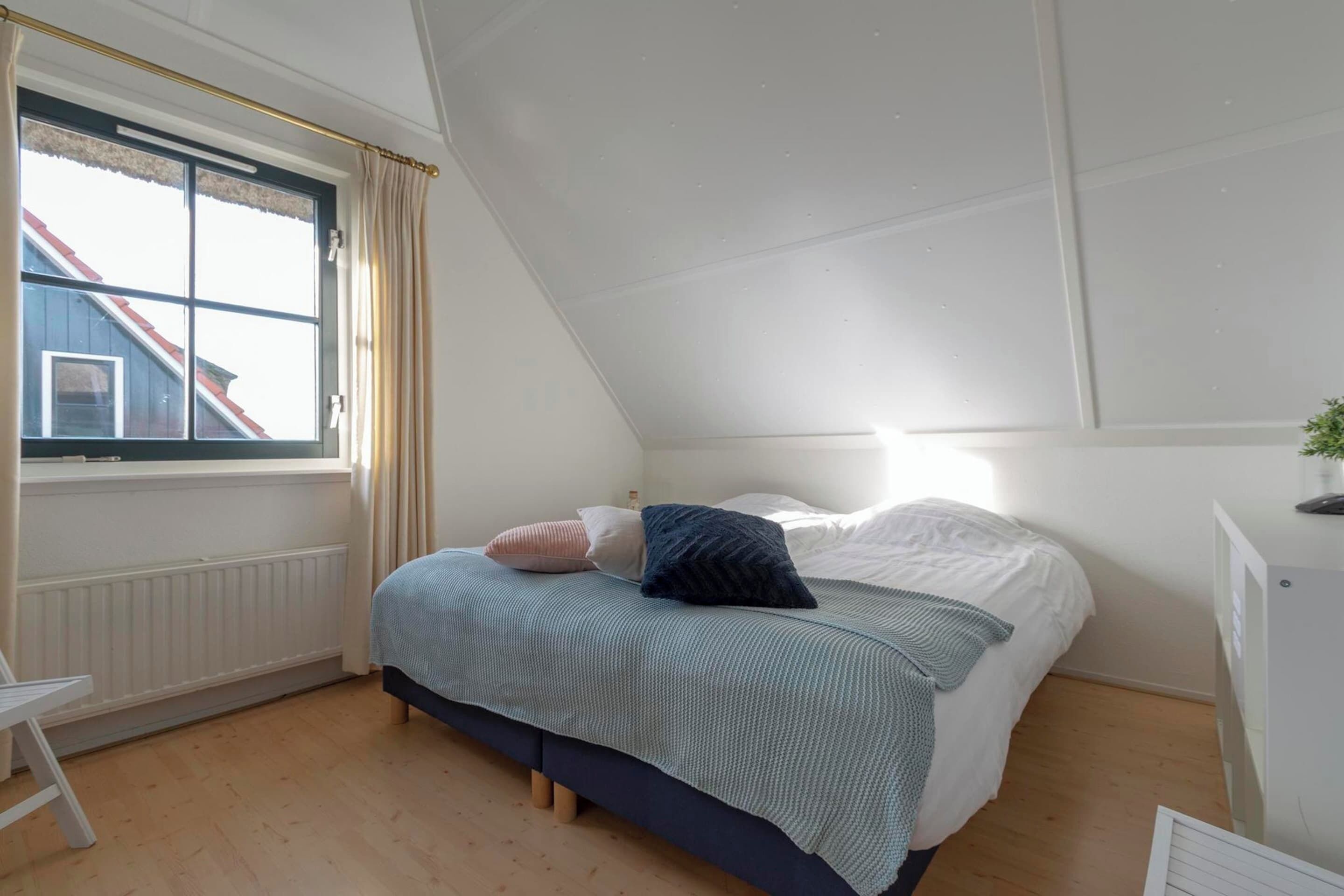 2 bedrooms, individually furnished