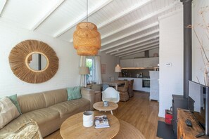 Bungalow | Olohuone