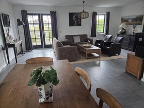 Villa | Living room - Villa With View Over the Park De Buitenplaats (Callantsoog)