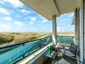 Apartment | Balcony - Apartment With Kitchen (Callantsoog)