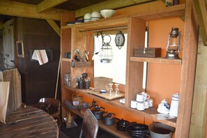 Tent | Private kitchen | Stovetop - Beach Lodge Callantsoog Near the Sea (Callantsoog)