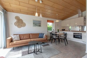 Bungalow | Living room - Bungalow in Callantsoog Near Sandy Beach (Callantsoog)