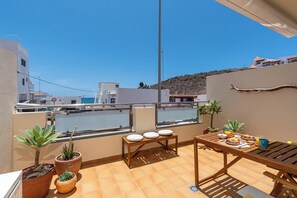 Outdoor dining - Hideaway - La Caleta (La Caleta)