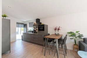 Bungalow | Dining - Bungalow in Callantsoog Near the Beach (Callantsoog)