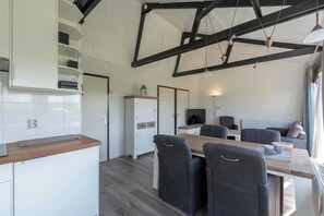 Bungalow | Vardagsrum