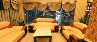 Chunjiang Hotel