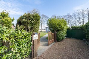 Bungalow | Property grounds