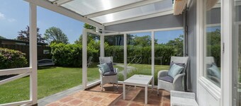 Modern Holiday Home With Large Garden