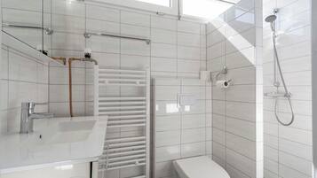 Bungalow | Kamar mandi