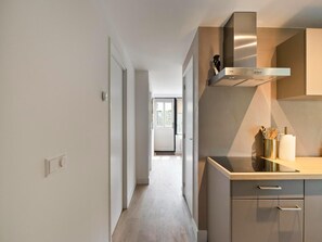 Bungalow | Private kitchen - Bungalow in Sint Maartenszee Near Sandy Beach (Sint Maartensvlotbrug)