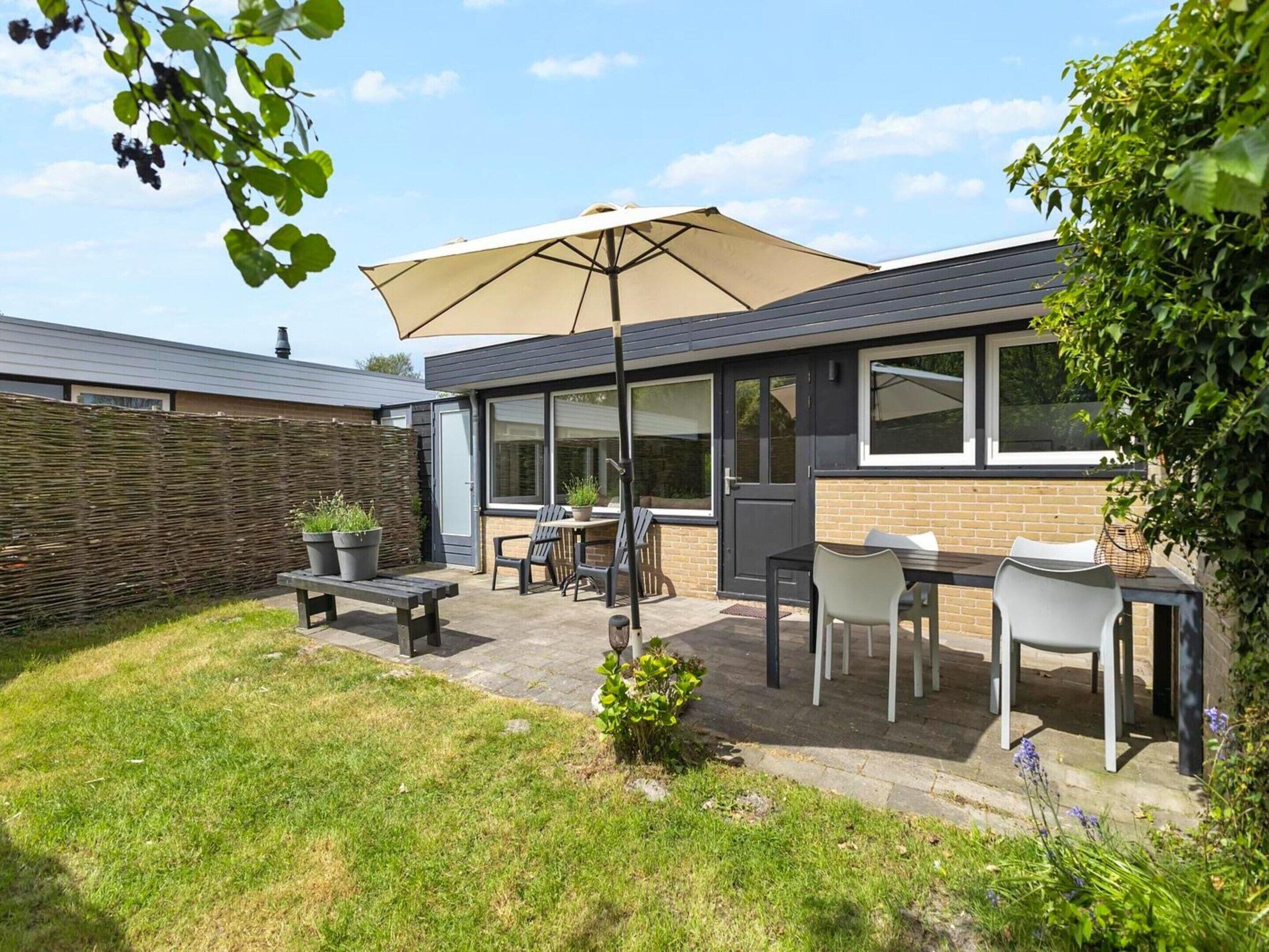 Bungalow | Garden