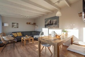 Bungalow | Vardagsrum