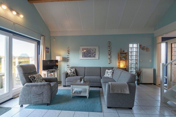 Villa | Living room - Villa in Julianadorp Near Sandy Beach (Julianadorp)