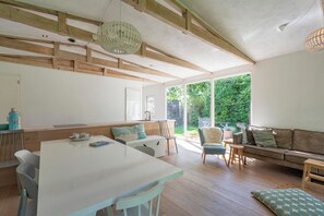 Bungalow | Restauranger