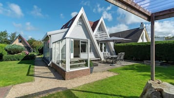 House | Exterior