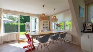House | Dining