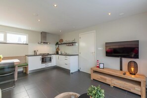 Bungalow | Cocina privada | Periquera 