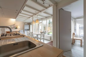 Bungalow | Private kitchen | Electric kettle, toaster - Bungalow in Sint Maartenszee Near Beach (Sint Maartensvlotbrug)
