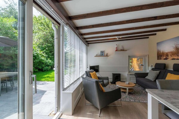 Bungalow | Vardagsrum