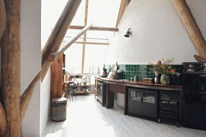 Villa | Private kitchen | Stovetop, electric kettle, toaster, highchair - Appealing Farmhouse by the Beach (Callantsoog)