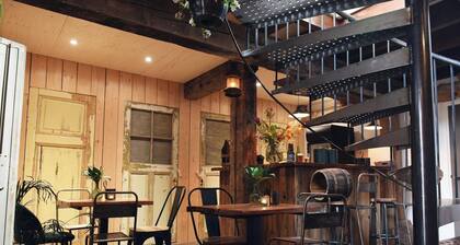 Appealing Farmhouse by the Beach