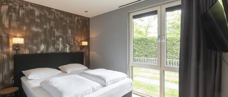 Bungalow | 4 bedrooms, individually furnished, bed sheets