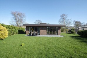 Bungalow | Exterior