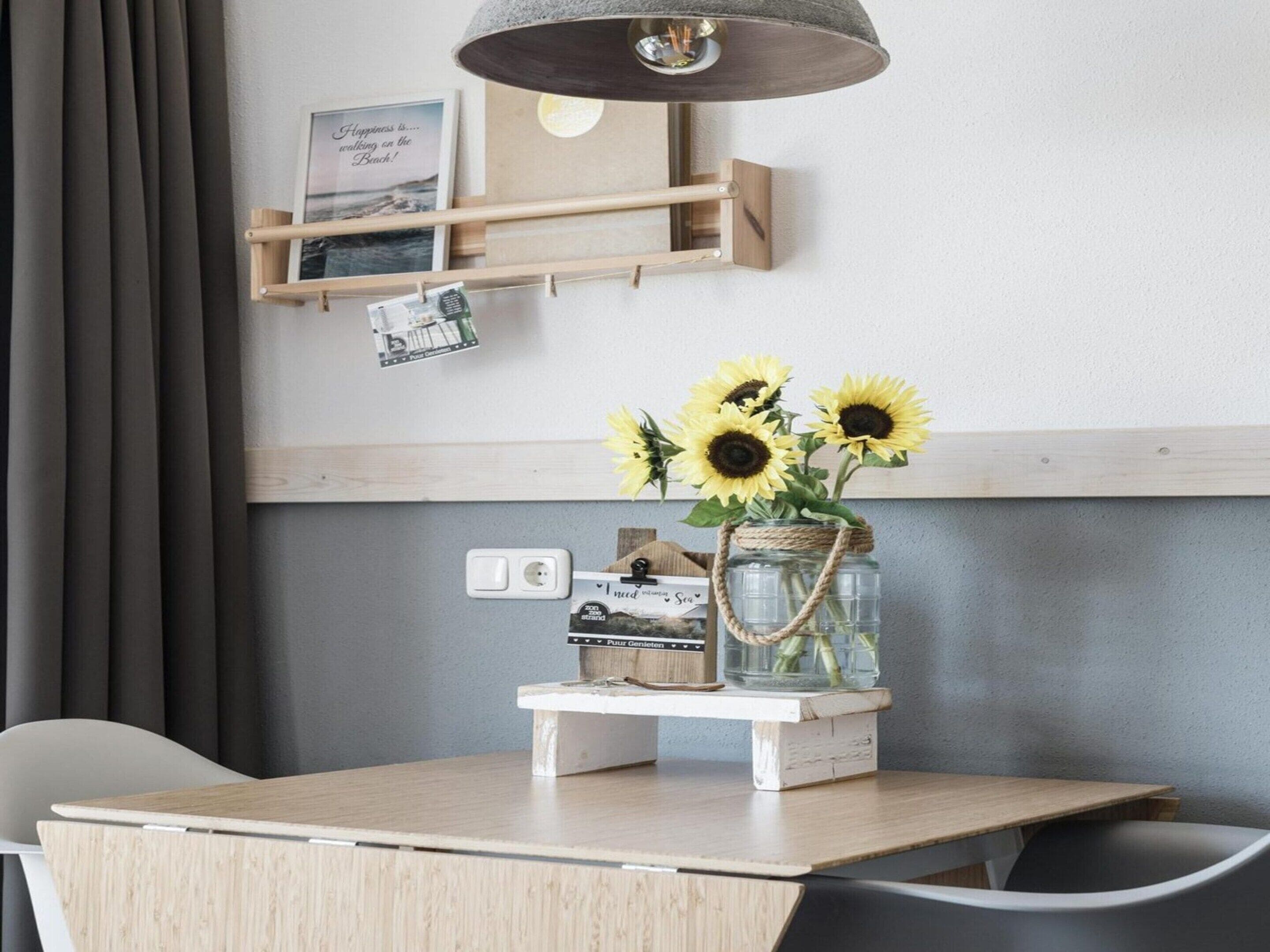 Apartment | Dining