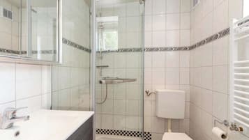 Bungalow | Bathroom