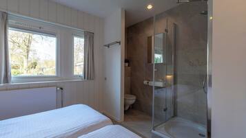 Bungalow | 3 bedrooms, individually furnished